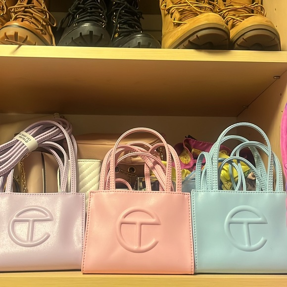 Meet your Posher, Kelly Lynn โKKโ ๐๐ฆ - Picture 8 of 9